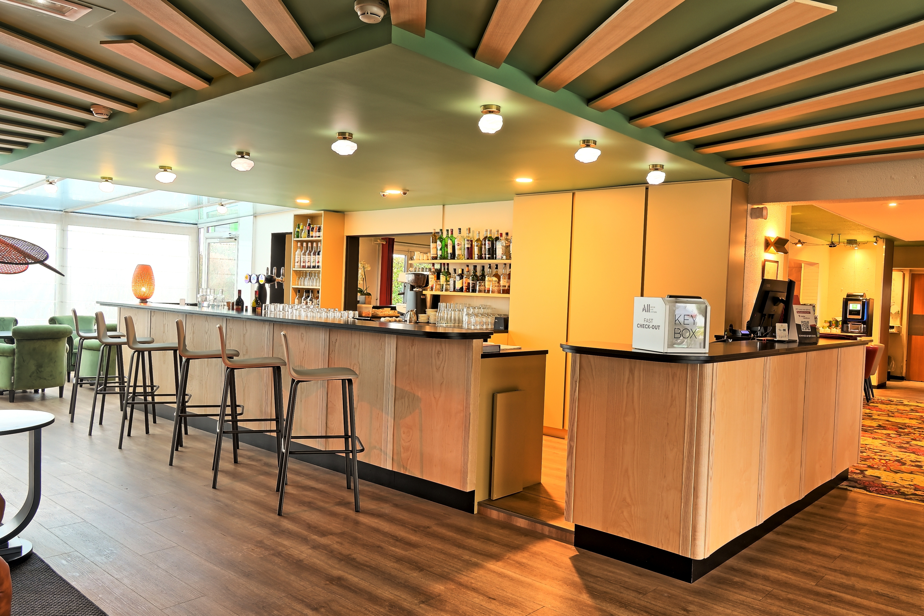 KIDOTEL IBIS STYLES CHARTRES SUD